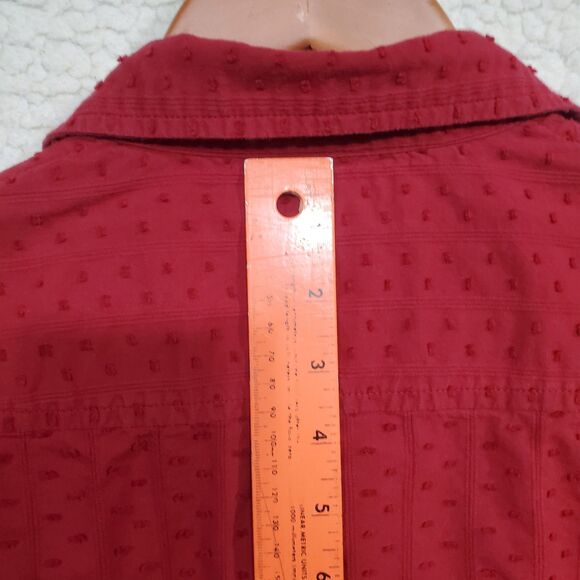 Womens Colombia Long Sleeved Red Shirt w/ Textured Dots Size Med. - Picture 14 of 16